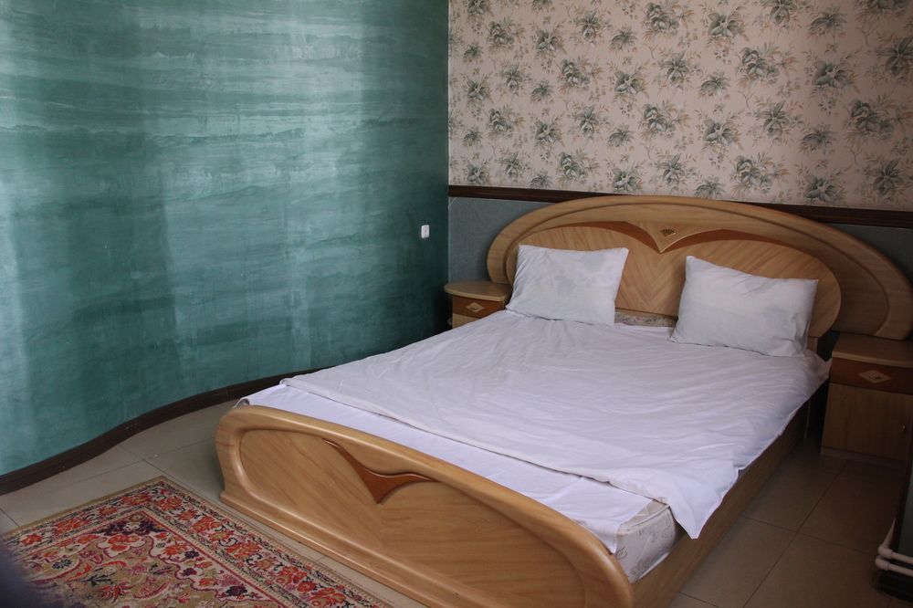 Aratta Hotel Argavand Ngoại thất bức ảnh