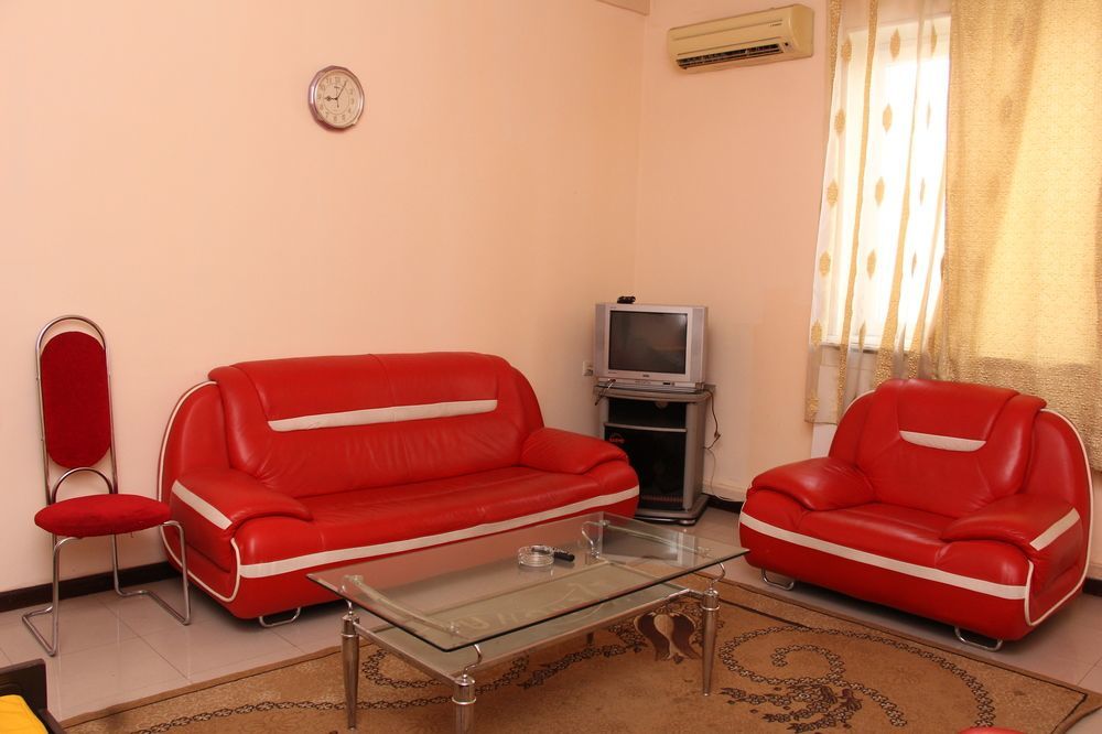 Aratta Hotel Argavand Ngoại thất bức ảnh