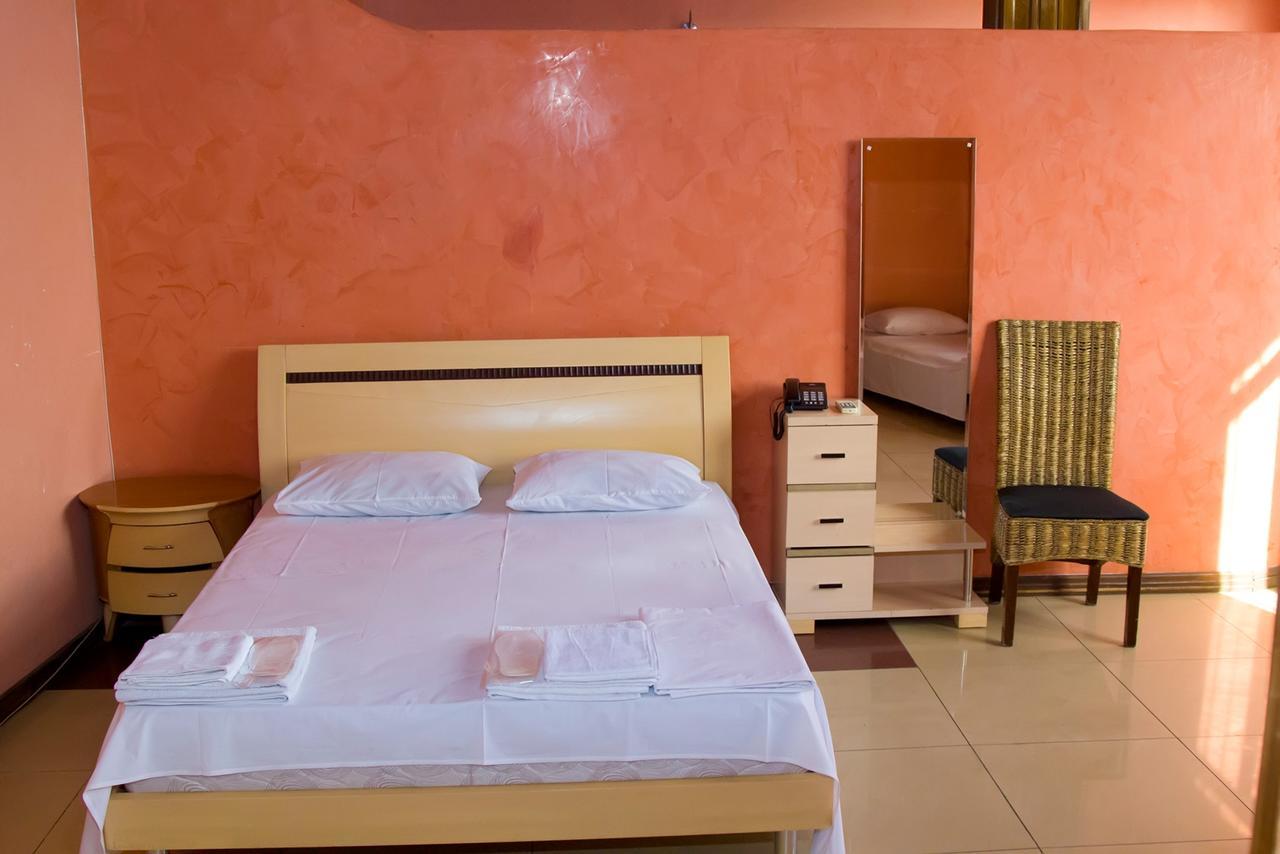 Aratta Hotel Argavand Ngoại thất bức ảnh