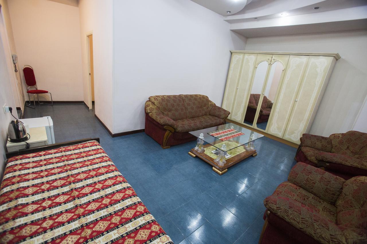 Aratta Hotel Argavand Ngoại thất bức ảnh