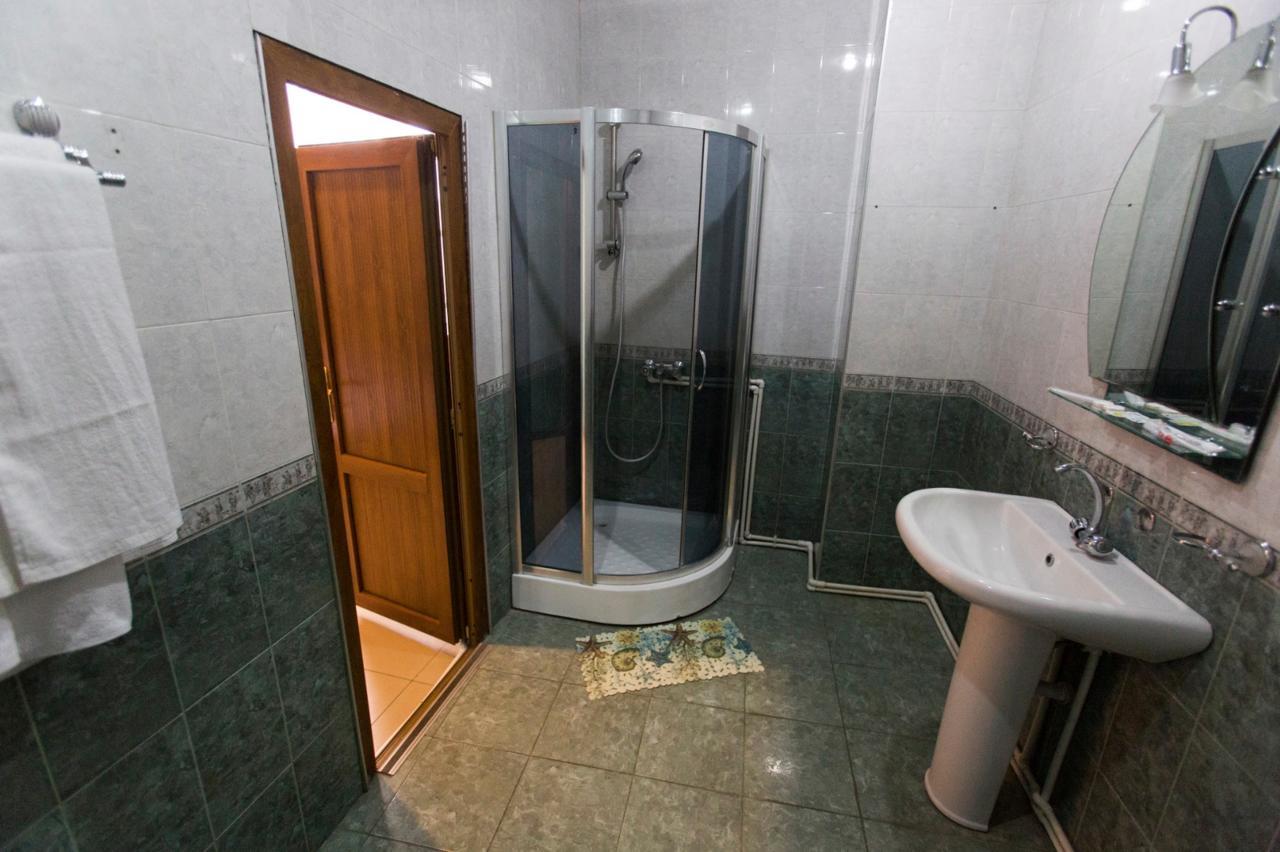 Aratta Hotel Argavand Ngoại thất bức ảnh