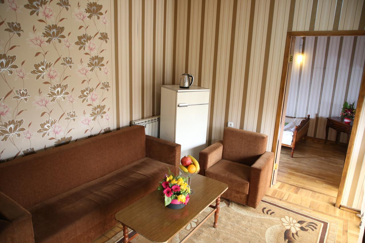 Aratta Hotel Argavand Ngoại thất bức ảnh