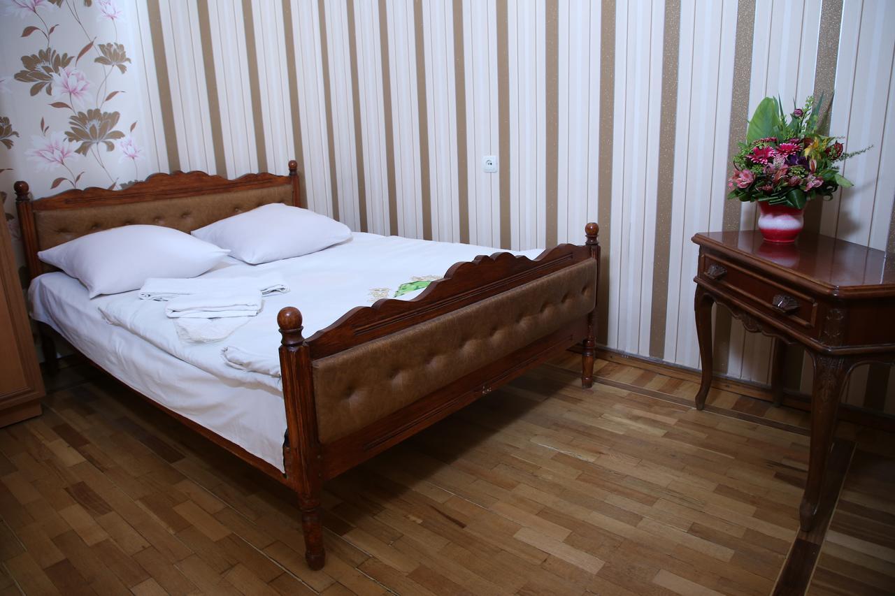 Aratta Hotel Argavand Ngoại thất bức ảnh