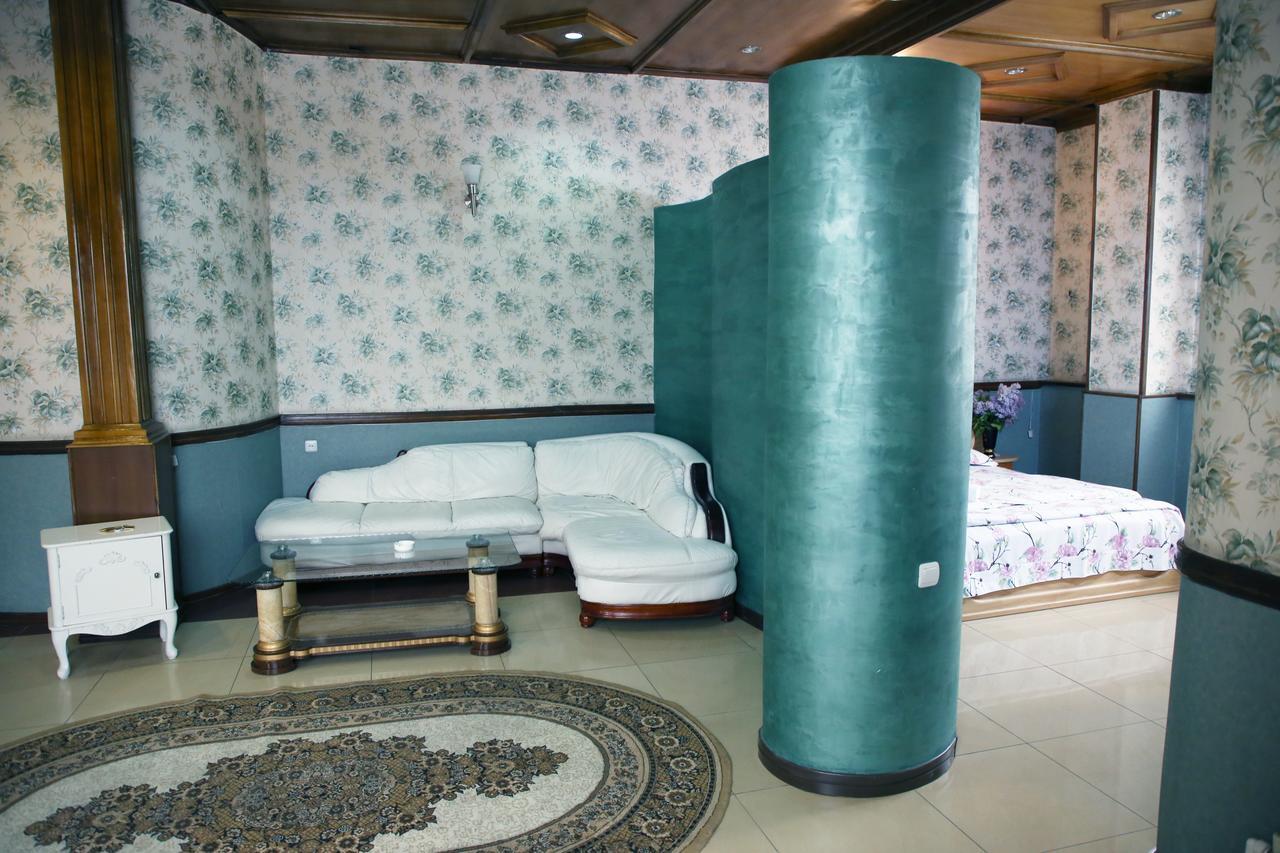 Aratta Hotel Argavand Ngoại thất bức ảnh